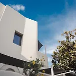 Lejlighedshotel Hotiday Santorini Mesaria 4*