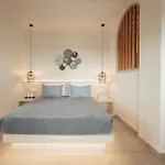 Hotiday Santorini Mesaria サントリーニ