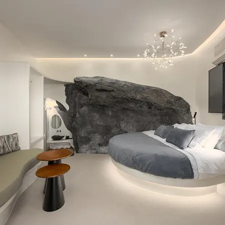 Hotiday Santorini Mesaria Aparthotel