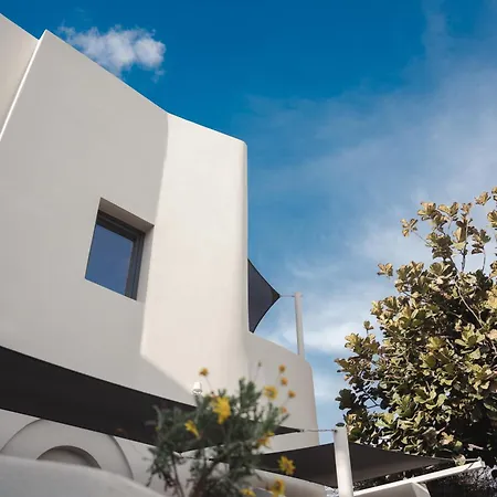 Lejlighedshotel Hotiday Santorini Mesaria 4*