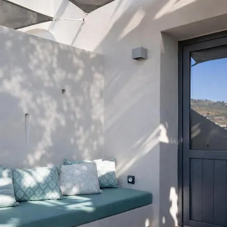 Lejlighedshotel Hotiday Santorini Mesaria
