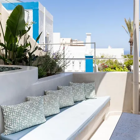 Hotiday Santorini Mesaria