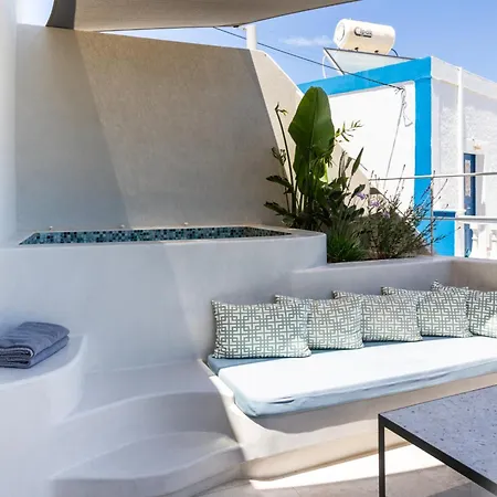 Hotiday Santorini Mesaria Fira (Santorini)