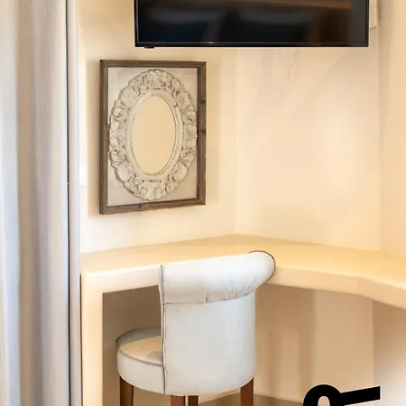 Hotiday Santorini Mesaria 4* Fira (Santorini)