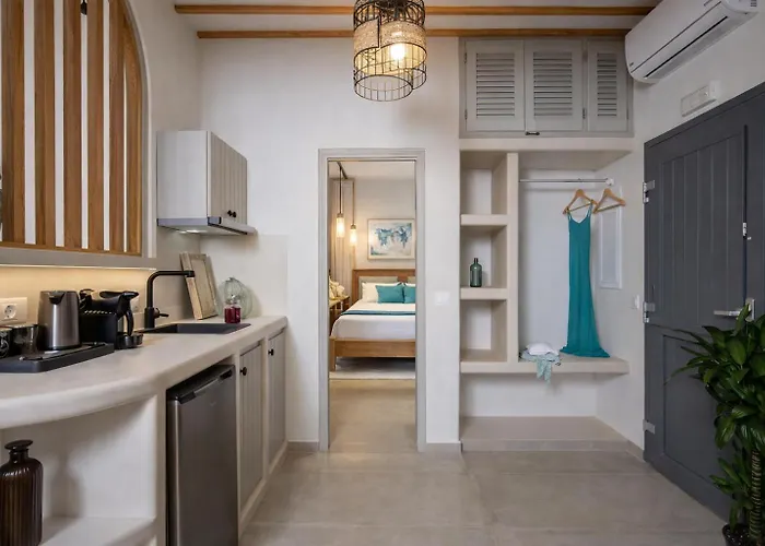 Hotiday Santorini Mesaria 4* סנטוריני