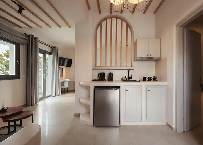 Hotiday Santorini Mesaria סנטוריני