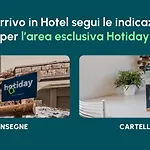 Hotiday Santorini Mesaria Fíra